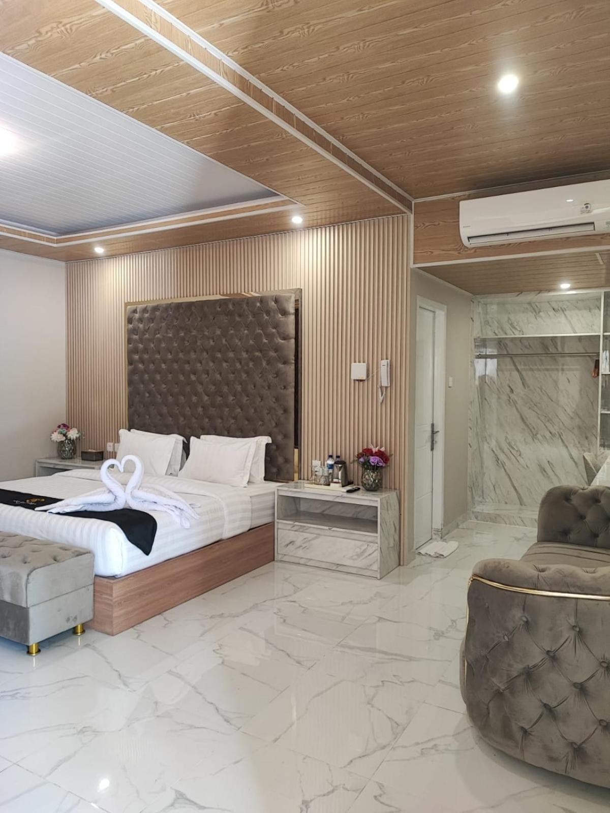 Nio Garden Hotel Sumbawa Exterior photo